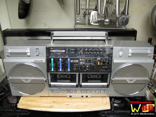 Sharp GF-575 Boombox
